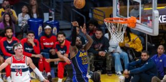 LeBron James sigue haciendo historia en los Lakers