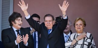 Durante su visita a Argentina, González Urrutia anuncia reunión con Biden