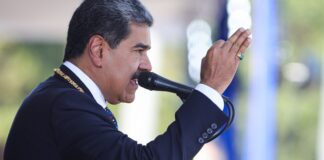 Maduro advierte que Venezuela se prepara por si tienen que “tomar las armas para defender el derecho a la paz”
