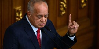 "No jueguen a meterse en Venezuela", dice Diosdado Cabello a expresidentes que respaldan a Edmundo González
