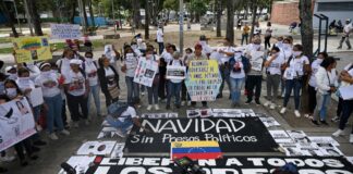 Excarcelan a todos los jóvenes presos por protestas tras las elecciones en Venezuela