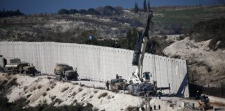 Israel vulnera el alto el fuego en Líbano al anunciar que mantendrá cinco puestos militares en el sur del país