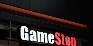 CEO de GameStop Responde a Propuesta de Convertir $5.000 Millones en Efectivo a Bitcoin