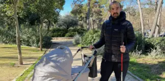 Javier García Pajares y la experiencia de ser padre con sordoceguera: "Mi familia da sentido a mi vida"