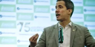 Venezuela insta a España a investigar a Guaidó: "¿De dónde sacó dinero para tres locales nocturnos y 200 taxis en Madrid?"