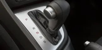La opinión de un mecánico sobre el cambio de aceite en los coches automáticos: "Diga lo que diga la marca"