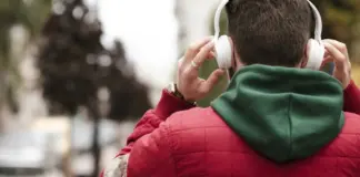 Que la rutina no te impida leer: el servicio de audiolibros que puedes probar gratis
