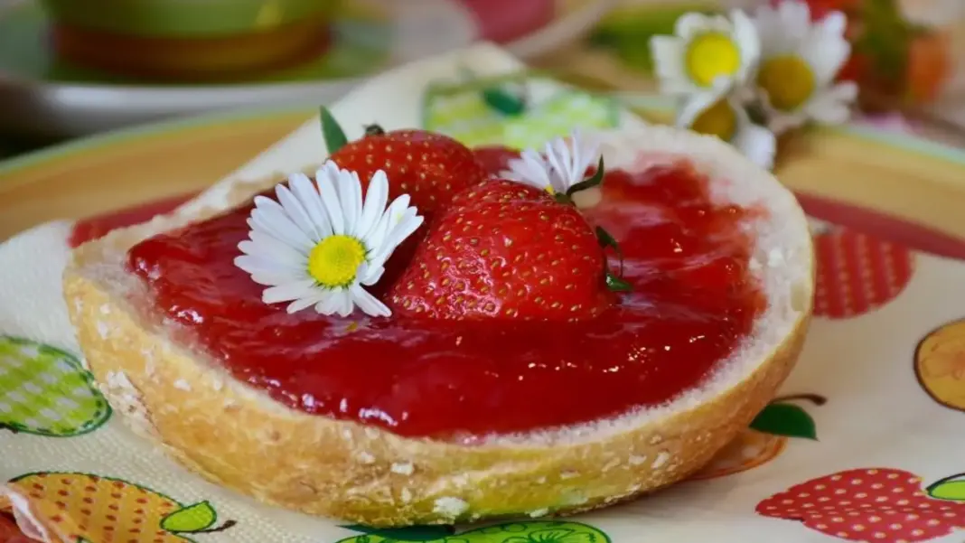 Diez mermeladas 'gourmet' fáciles de hacer en casa para transformar tu desayuno
