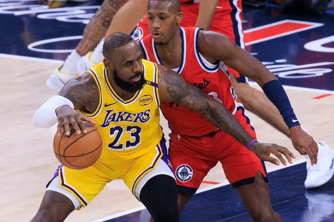 Un grupo de ricos inversores planea crear un rival de la NBA