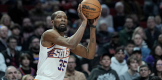 Final de un bestial cierre de mercado NBA: Un enfadadísimo Kevin Durant se queda en Phoenix Suns