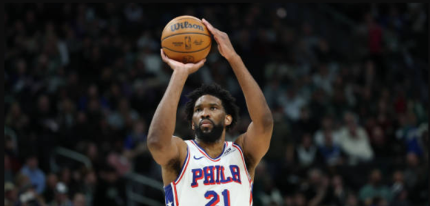 Embiid y una probable decisión que cambiaría el rumbo su carrera y de la NBA