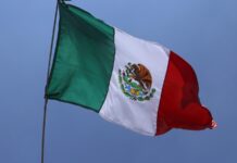 Este es el origen de la bandera de México y por qué se celebra el 24 febrero
