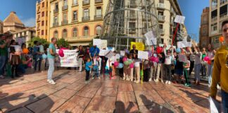 dimisión de la consejera de Educación